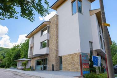 Hotel & Relax Zone Cattleya