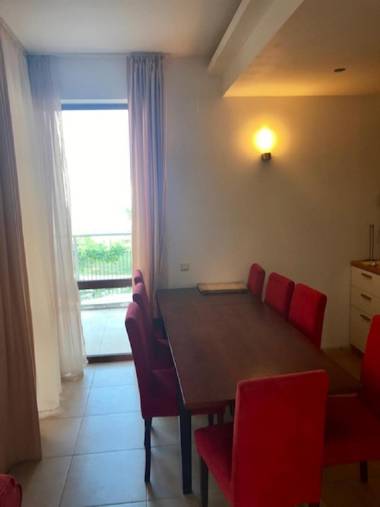 Big 3 Floor Villa With Pool And Beach