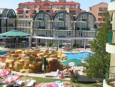 Sunny Day Club Hotel