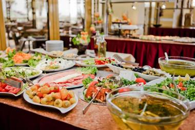 Imperial Palace Hotel