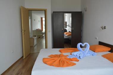 Julia Family Apartments