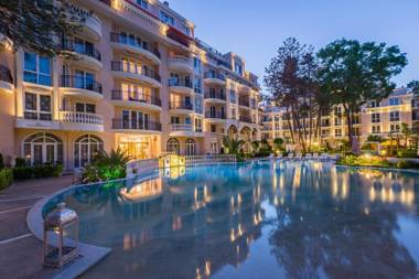 Venera & Anastasia Palace Apartments