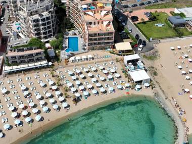 Marty's Beachfront Smart Homes