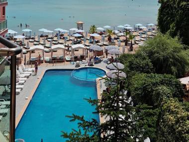 Marty's Beachfront Smart Homes