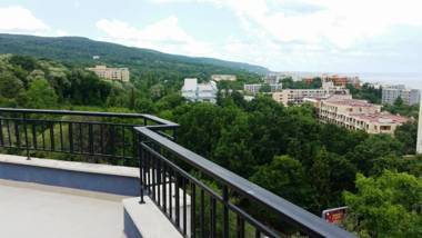 Apart Complex Amphora Palace