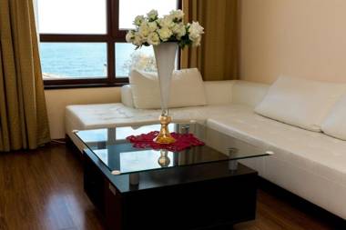 Europroperties Sirena Apartaments