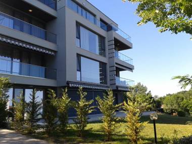 Magnolia Sea View Studio