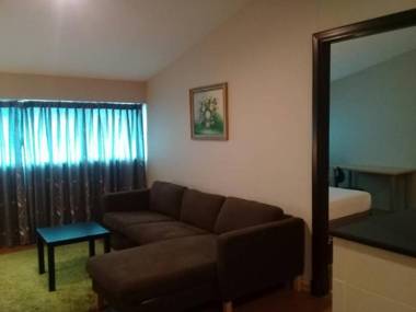 Ginasuite Kompleks27 Hotel