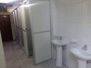 Hostal Flores