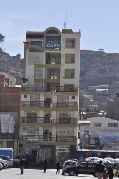 Hotel "VIRGEN DEL SOCAVON"