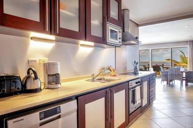 Oceanfront Parrotfish at Den Laman