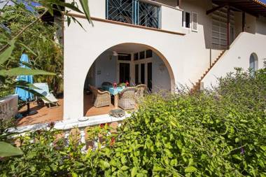 Windsock Apartment Caribbean Dream