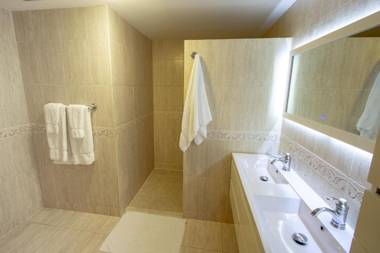 Windsock Apartment Caribbean Dream