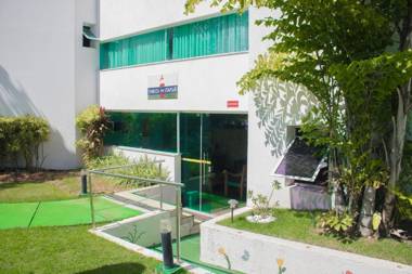 Farol de Itapuã Praia Hotel