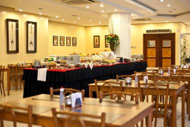 Hotel Plaza Camboriú