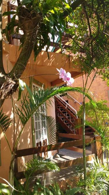 VELINN Pousada Ponta do Pequeah