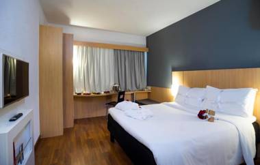 ibis Vitoria Praia do Canto