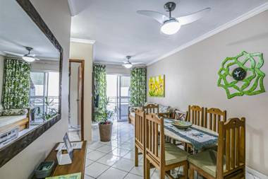 Apto 22E ar condicionado e ventilador 2 quartos churrasqueira elevador e piscina