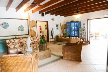 Pousada Canto dos Golfinhos