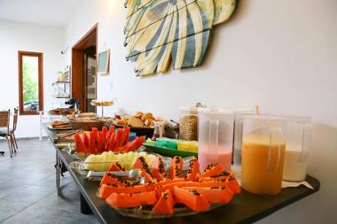 Pousada Canto dos Golfinhos