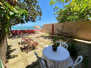 Casa aconchegante pé na areia c/ 5 quartos.