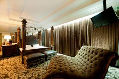 Eden Motel ( ADULT ONLY )