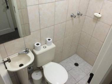 Hotel Monteneve a 2 minutos do Bom Retiro a 8 minutos da 25 de Março e ao lado do Comando Geral da Guarda Metropolitana