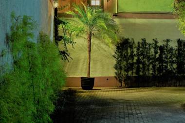 Motel Vivre (Adult Only)