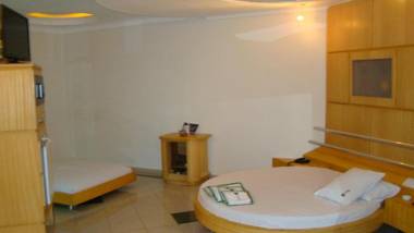 Floresta Tucuruvi (Adult Only)