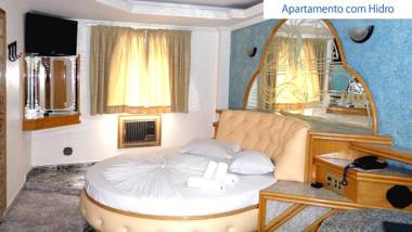 Paissandú Palace Hotel - Estacionamento privativo - Próximo às ruas 25 de Março Sta Ifigênia e regiões do Brás e Bom Retiro