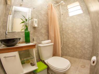 OBA 16 - QUARTO PRIVATIVO no BAIRRO DA LIBERDADE