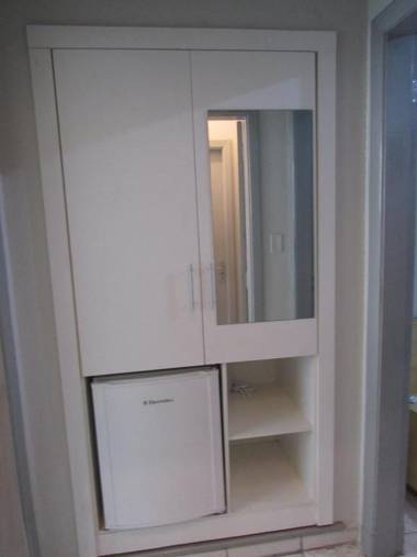 Hotel Salomão - Próximo a 25 de Março Bom Retiro Brás e Rua Santa Efigênia a 2 minutos do Mirante Sampa Sky e pista de Skate Anhangabaú