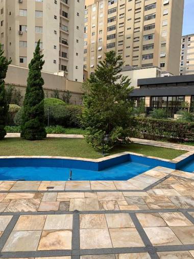 Charmoso Flat próximo a Oscar Freire