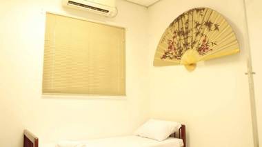 OBA 45 - QUARTO CASAL no BAIRRO DA LIBERDADE