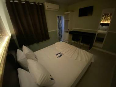 Único Motel Faria Lima