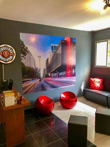 Pinheiros Hostel & Food
