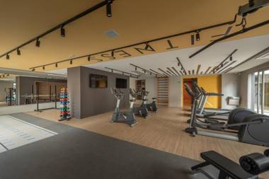 Housi Perdizes By Charlie