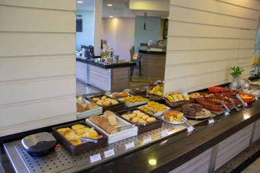 Aparthotel Twin Towers