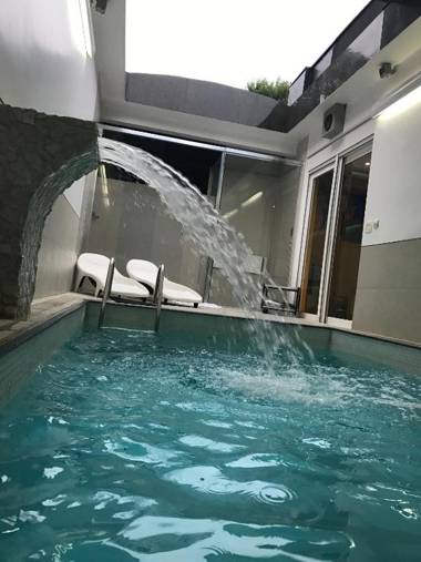 Luna Motel (Adults Only)