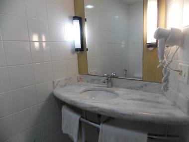 ibis Santos Gonzaga Praia