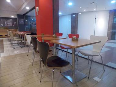 ibis Santos Gonzaga Praia