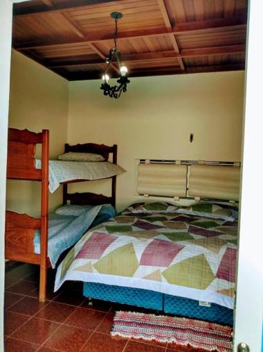 Casa com Piscina 50000 litros Área Gourmet 3 Suites no Destacado Bairro mais Nobre de Salinas