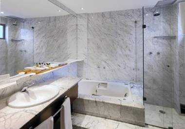 Orla Copacabana Hotel