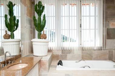 Prestige Property - Da Costa