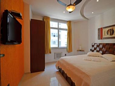 Modern 3BR with ocean view few steps to the beach!