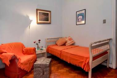 Quartos em Apartamento Copacabana