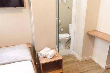 CLH Suites Domingos Ferreira