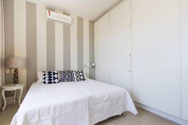 Apt Copacabana vista total mar 1003