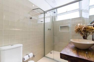 Apt Copacabana vista total mar 1003