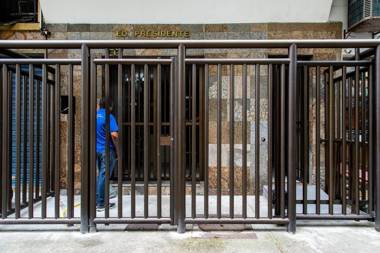 Studio muito economico para 3 pessoas com vista lateral para o mar!